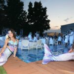 White Dinner Water Show Villa ReNoir